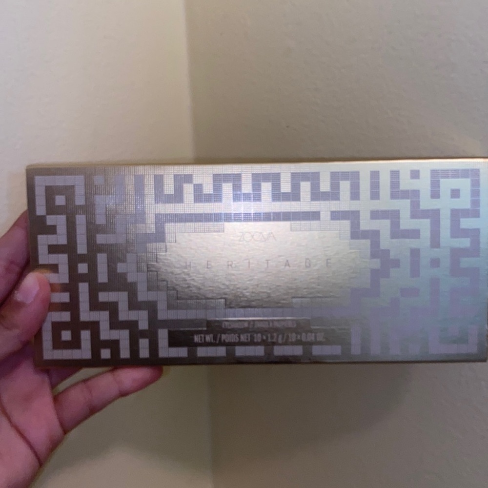 Eyeshadow pallet